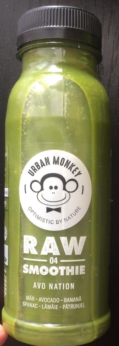 Raw smoothie packshot