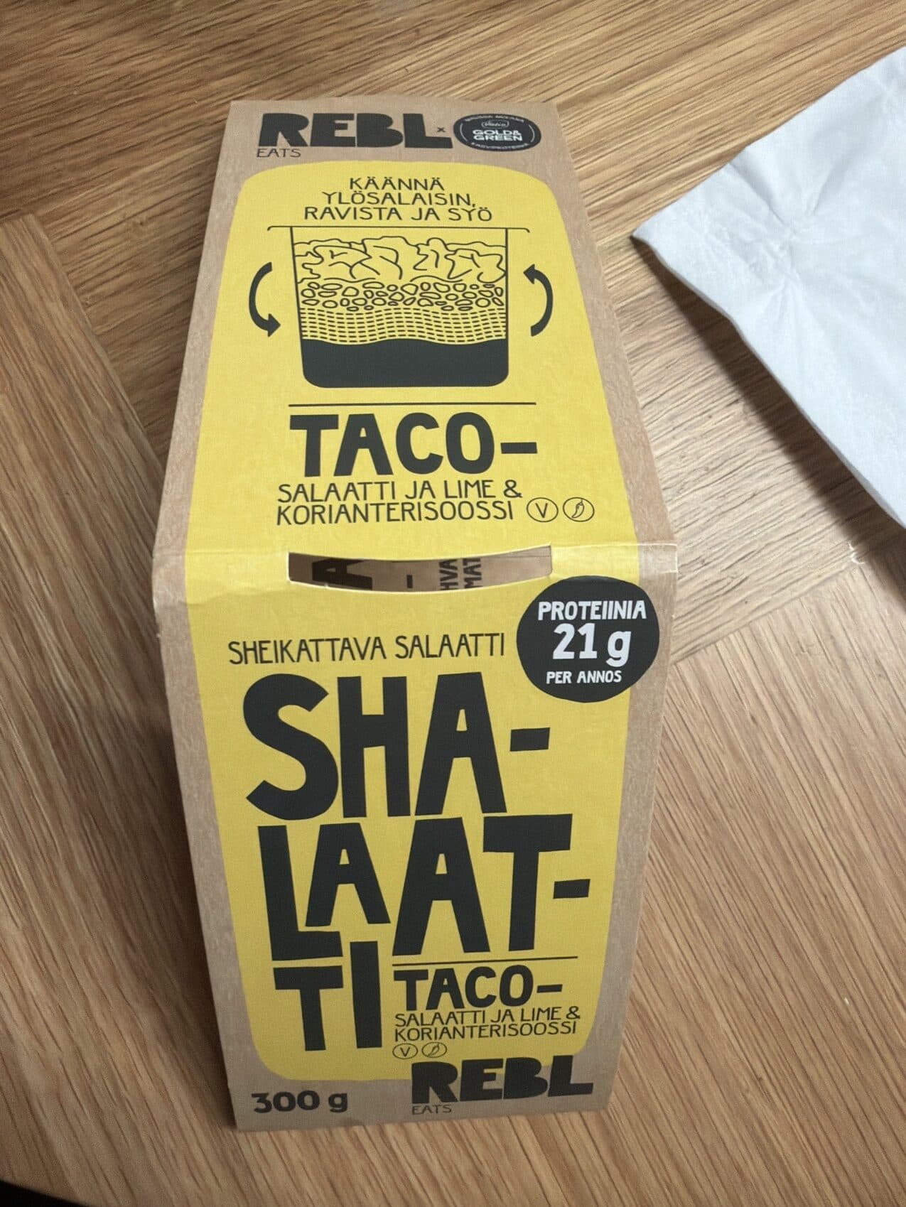 Rebel Taco-salaatti ja Lime-korianterisoossi packshot